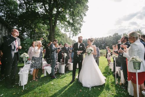 Free wedding ceremony bubbles