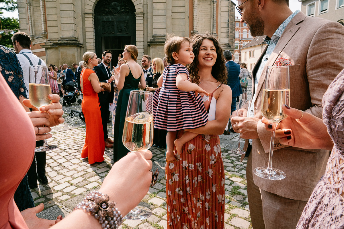 Hochzeitsgäste Hannover Basilika St Clemens