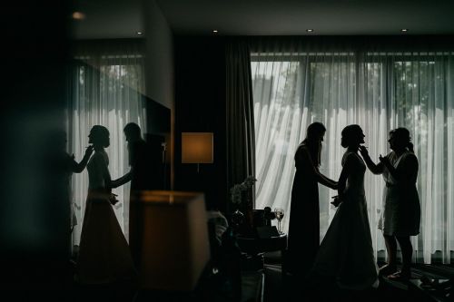 Wedding photos - Portraits pictures 17 Bride silhouette