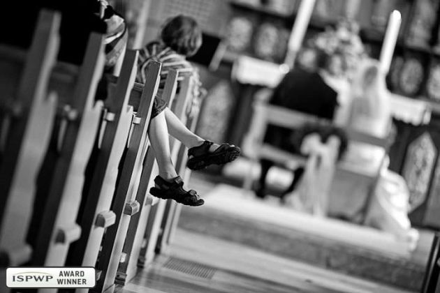 Hochzeitsfotografie Awards 47 Kinder in die Kirche